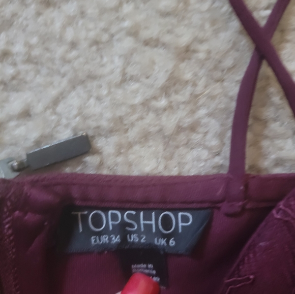 Top shop maroon crop top size 2 - Picture 3 of 3